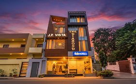 Fabhotel Diamond